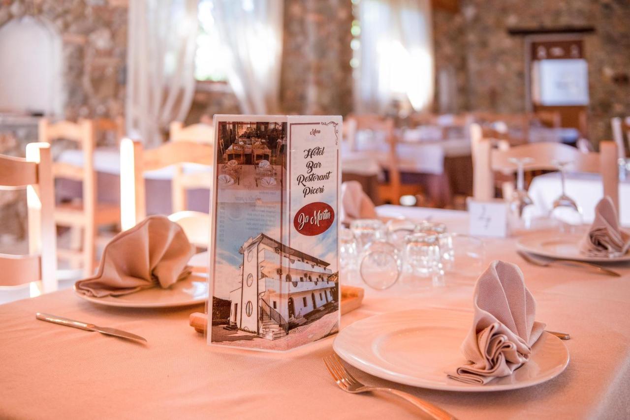 Hotel San Pietro Martin Fushe-Drac Bagian luar foto