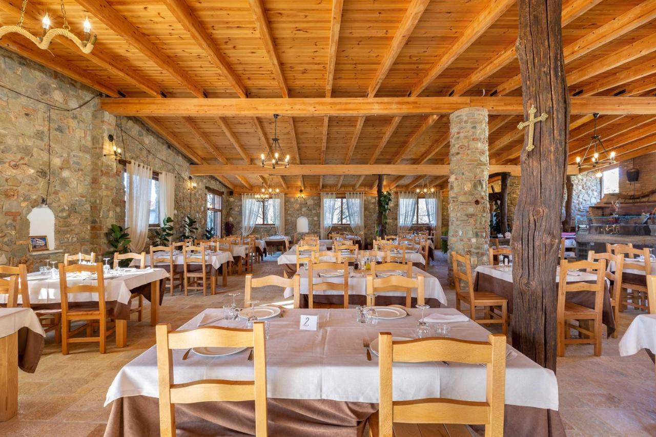 Hotel San Pietro Martin Fushe-Drac Bagian luar foto